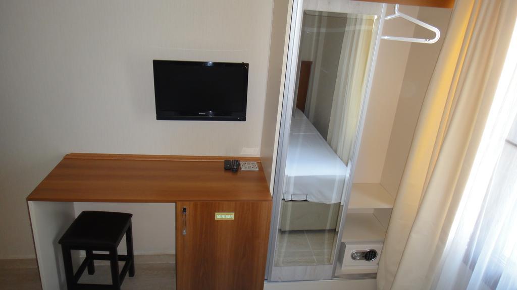 Golden Stone Butik Otel Çeşme Pokój zdjęcie