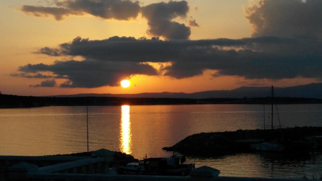 Golden Stone Butik Otel Çeşme Zewnętrze zdjęcie