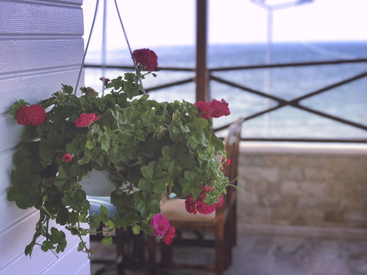 Golden Stone Butik Otel Çeşme Zewnętrze zdjęcie