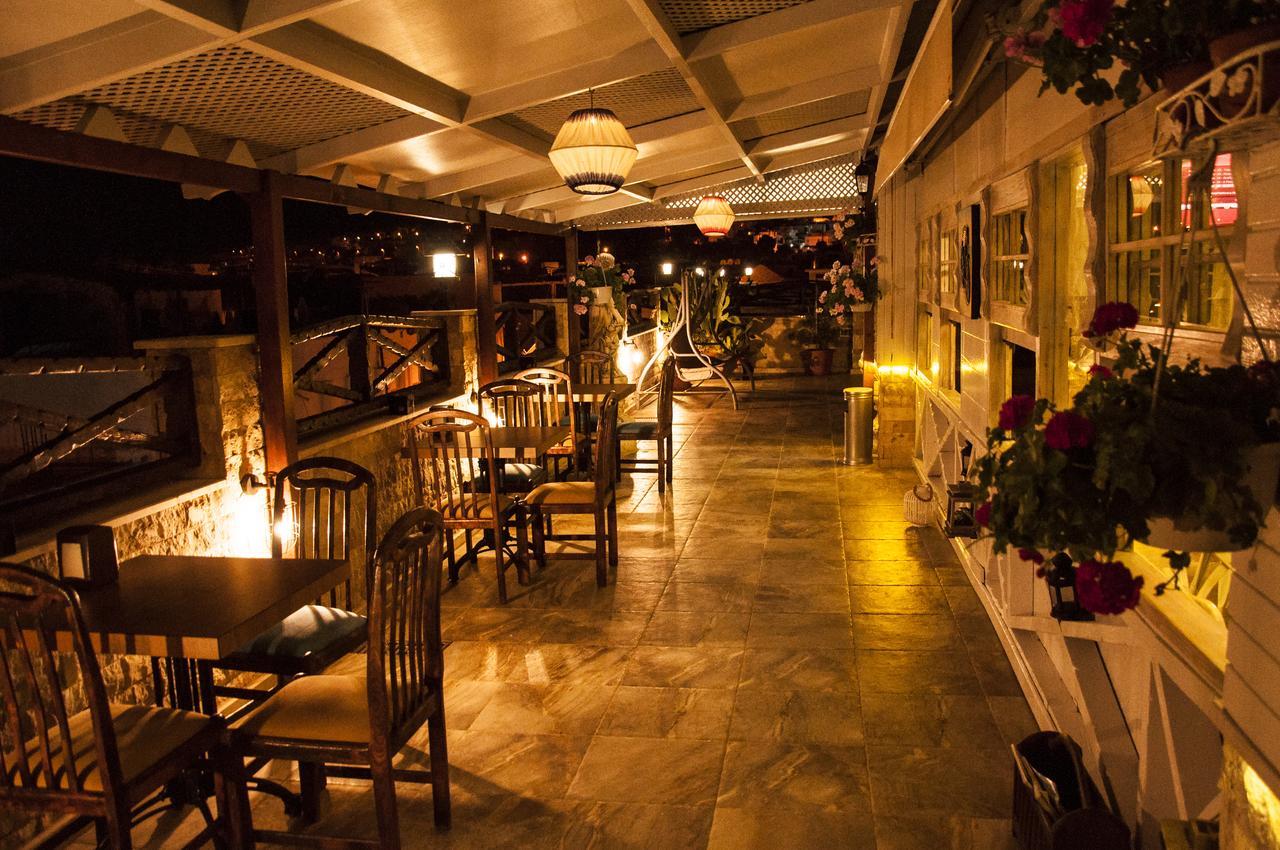 Golden Stone Butik Otel Çeşme Zewnętrze zdjęcie